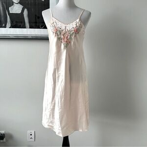 Minh Thanh Vintage Nightie